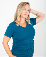 Load image into Gallery viewer, Ruched Tunic Tee
